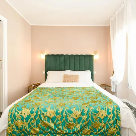 Prestige Suite Via Romagnoli-2