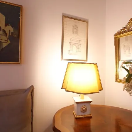 B&B Domus Sirmione-2